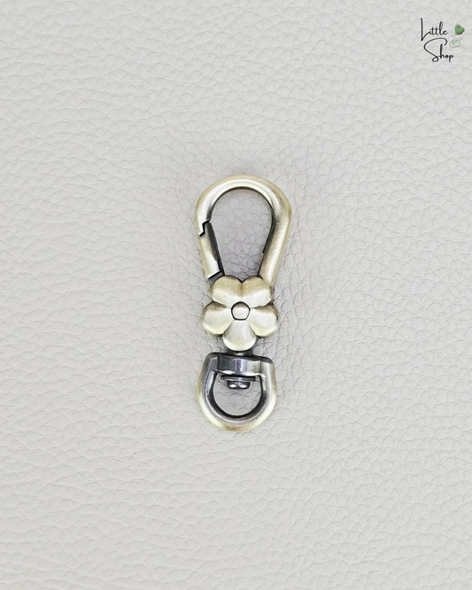 Karabiner Blume klein
