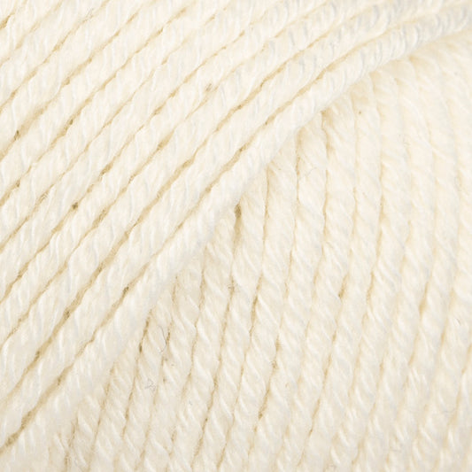 Detailaufnahme von der Wolle DROPS Cotton Merino in der Farbe 01 natur.